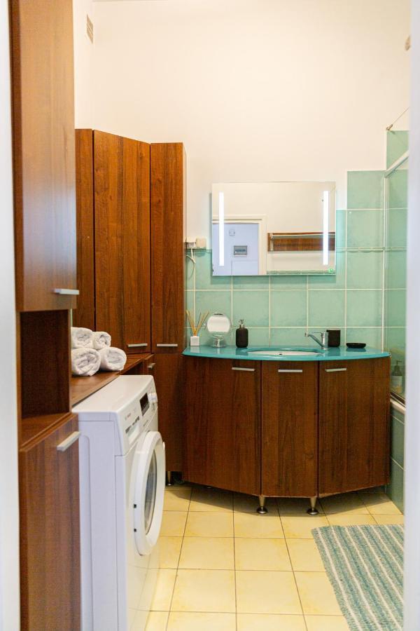 Apartment Ten Варшава Экстерьер фото